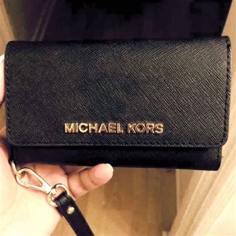 michael kors 5c cases|Michael Kors wallet.